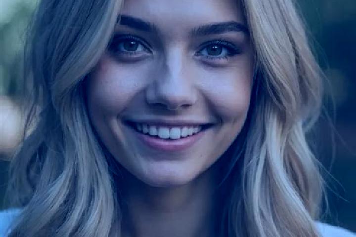 Emily, 35, a blonde hazel-eyed mediterranean companion based in Blasimon. Offering Duos, OWO, CIM. Available for incall and outcall, day and evening dates.