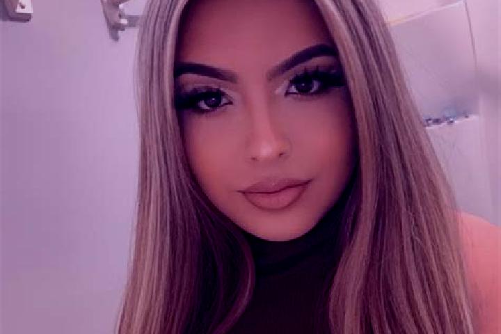 Emily, 35, a red blue-eyed latina companion based in Pelahustan. Offering Overnight, Striptease, A-Level. Available for incall and outcall, day and evening d...