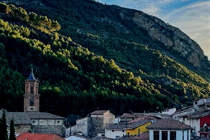 Emily, 35 — Escort in Arnedillo, Spain