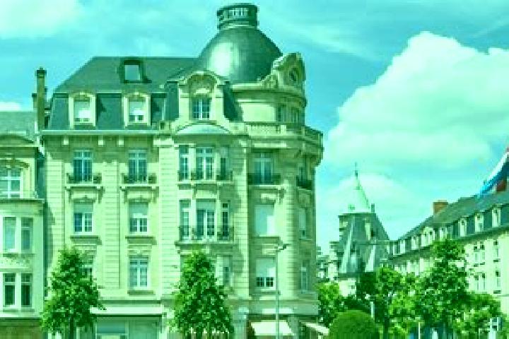 Emily, 35 — Escort in Ehlerange, Luxembourg