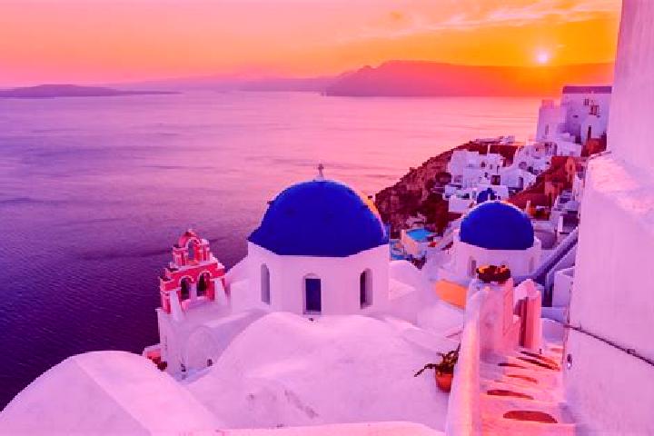 Emily, 35 — Escort in Fanes, Greece