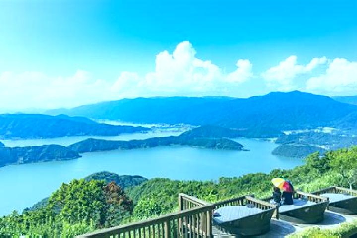 Emily, 35 — Escort in Fukui-shi, Japan