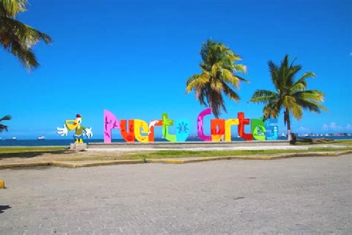 Emily, 35 — Escort in Puerto Cortes, Costa Rica