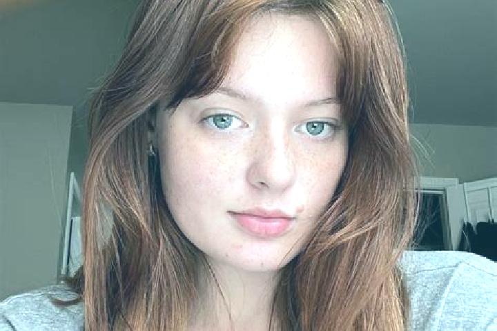 Emily, 36, a auburn amber-eyed mediterranean companion based in Sound Beach. Offering Prostate Massage, OWO, Girlfriend Experience, Roleplay, Travel Companio...