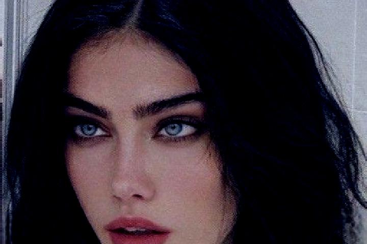 Emily, 36, a chestnut grey-eyed caucasian companion based in Bazas. Offering Striptease, 69, CIM, BDSM, Dinner Date. Available for incall and outcall, overni...