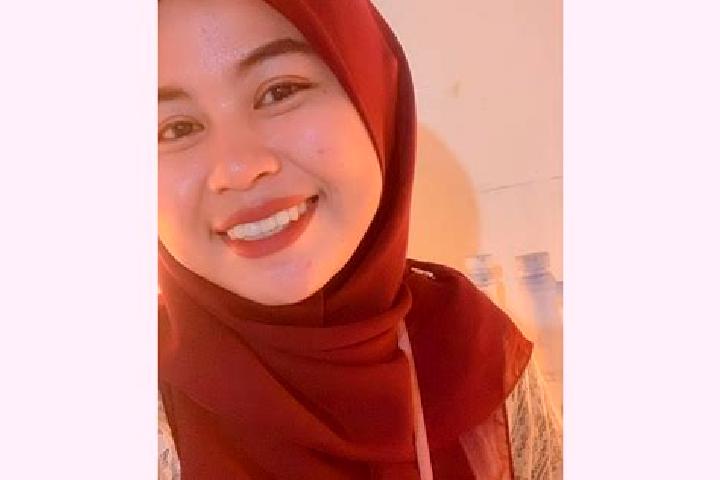 Emily, 36 — Escort in Comal, Indonesia