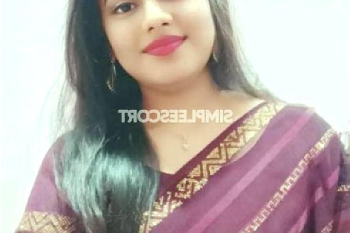 Emily, 36 — Escort in Haldia, India