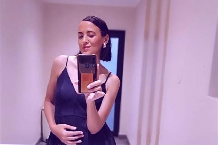 Emily, 36 — Escort in Kharas, Palestine