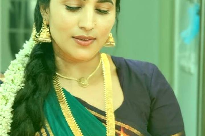 Emily, 36 — Escort in Vadanakallu, Chad