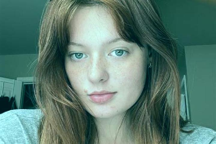 Emily, 37, a auburn amber-eyed caribbean companion based in Ovakent. Offering Girlfriend Experience, CIM, 69. Available for incall and outcall, overnight boo...