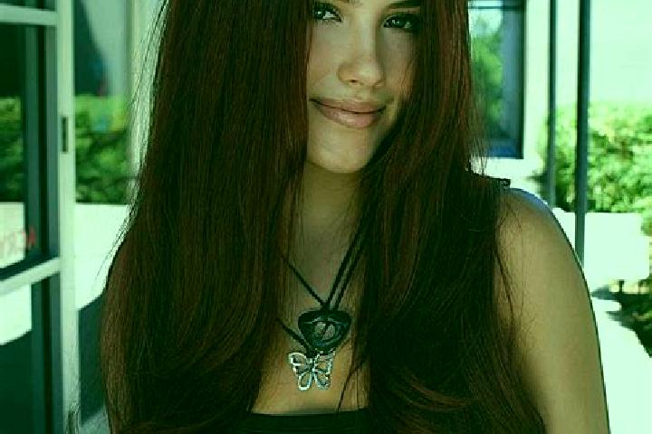 Emily, 37, a auburn dark-eyed mixed companion based in Ninabamba. Offering Tantra, Striptease, Girlfriend Experience, OWO, Deep French Kissing. Available for...