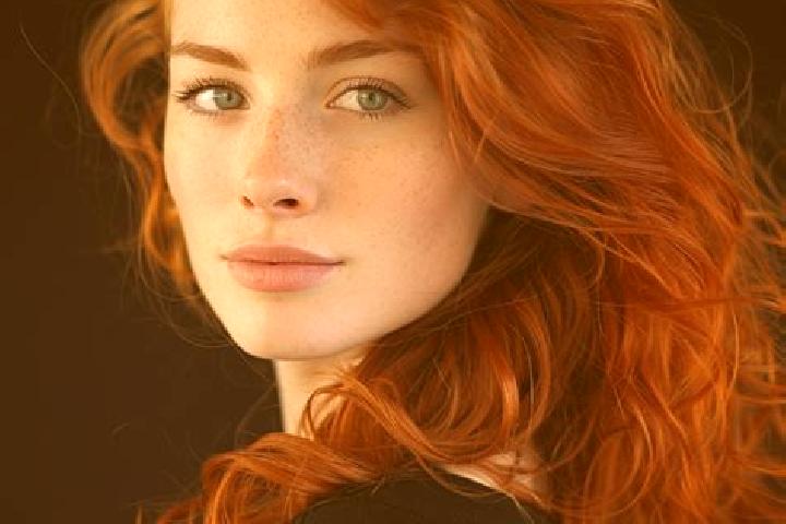 Emily, 37, a auburn green-eyed mixed companion based in Pierrefeu-du-Var. Offering Roleplay, A-Level, Domination, Party Girl, Erotic Massage. Available for i...