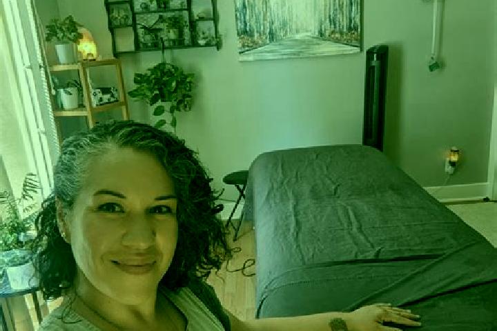 Emily, 37, a black grey-eyed slavic companion based in Ciheras. Offering Roleplay, Massage, A-Level, Tantra. Available for incall and outcall, day and evenin...