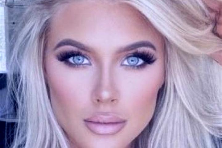Emily, 37, a platinum blonde brown-eyed mediterranean companion based in Cangkuang. Offering Massage, Tantra, Domination, Fetish, OWO. Available for incall a...