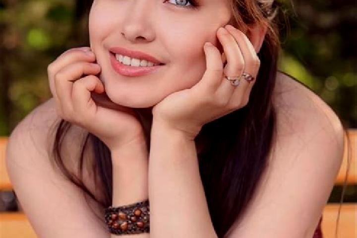 Emily, 37, a red blue-eyed asian companion based in Harichovce. Offering OWO, Duos, Girlfriend Experience, Massage. Available for incall and outcall, day and...