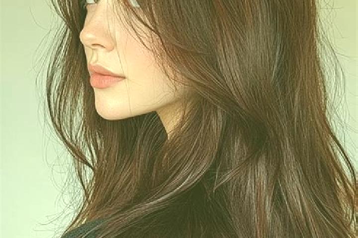 Emily, 38, a auburn brown-eyed asian companion based in Kolomiytsi. Offering Erotic Massage, Domination, Tantra. Available for incall and outcall, overnight ...