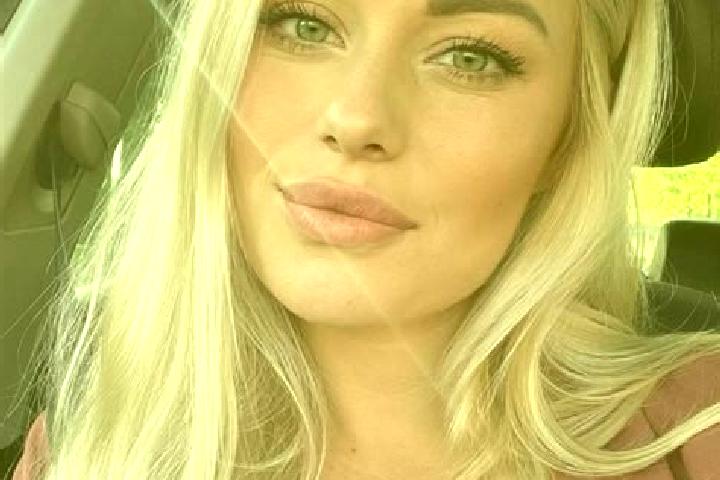 Emily, 38, a blonde hazel-eyed european companion based in Kouadjannikro. Offering Domination, Duos. Available for incall and outcall, day and evening dates.