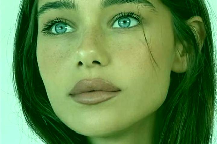 Emily, 38, a brunette blue-eyed slavic companion based in Chey. Offering Party Girl, CIM, Duos. Available for incall and outcall, overnight bookings available.