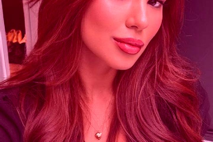 Emily, 38, a chestnut dark-eyed latina companion based in Krajan Bejagung. Offering Dinner Date, Party Girl, OWO, CIM. Available for incall and outcall, day ...