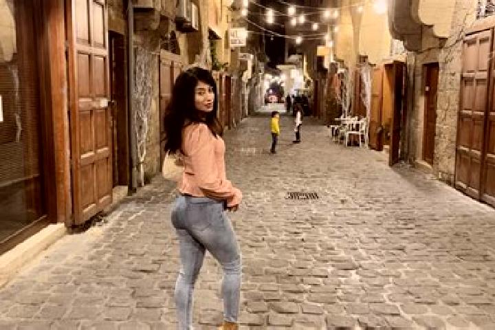 Emily, 38 — Escort in Batroun, Lebanon