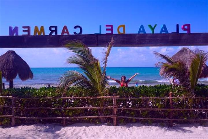 Emily, 38 — Escort in El Carmen, Mexico