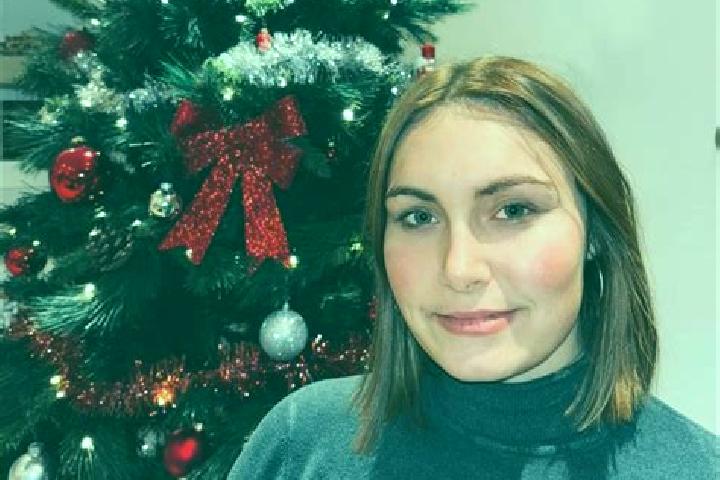 Emily, 38 — Escort in Gonnehem, France