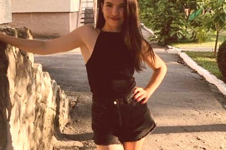 Emily, 38 — Escort in Shumsk, Ukraine
