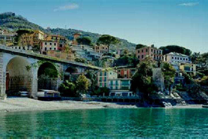 Emily, 38 — Escort in Zoagli, Italy