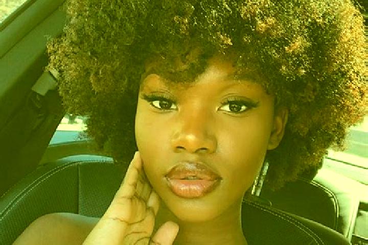 Emily, 39, a black brown-eyed ebony companion based in Komyshova Bukhta. Offering OWO, GFE. Available for incall and outcall, day and evening dates.