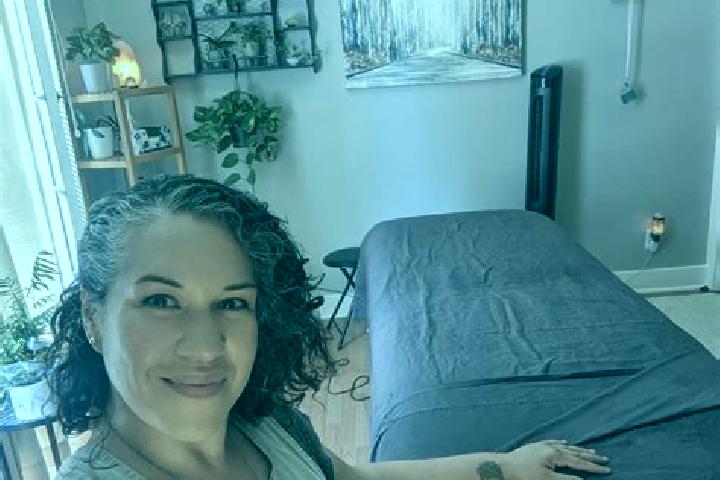 Emily, 39, a black dark-eyed mediterranean companion based in Granite Falls. Offering Roleplay, Girlfriend Experience, Erotic Massage. Available for incall a...