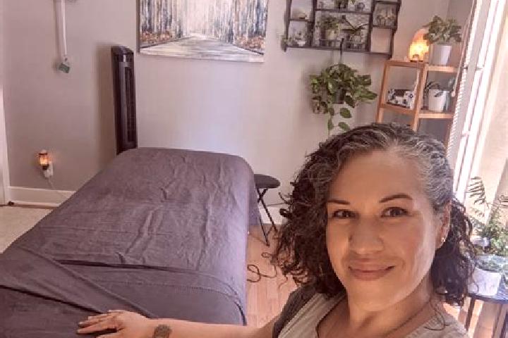Emily, 39, a black grey-eyed mixed companion based in Sant Angelo. Offering 69, Tantra, CIM, Couples. Available for incall and outcall, day and evening dates.