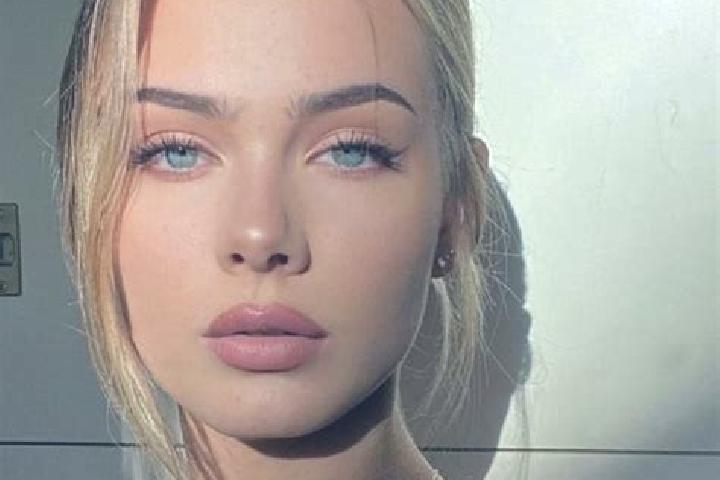 Emily, 39, a blonde brown-eyed european companion based in Shahrak-e Shahid Mohammad Nuri. Offering Party Girl, Erotic Massage. Available for incall and outc...