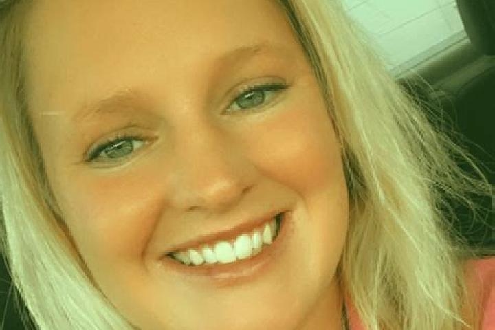 Emily, 39 — Escort in Allgood, United States