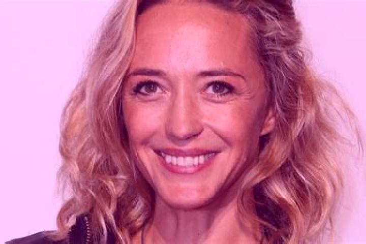 Emily, 39 — Escort in Le Tronquay, France