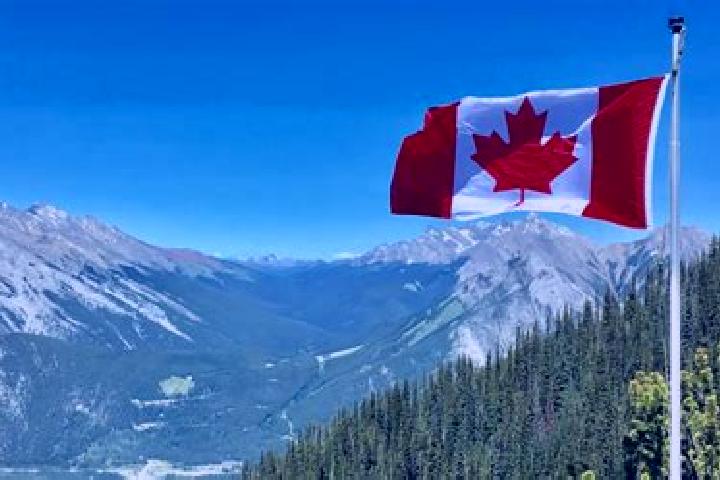 Emily, 39 — Escort in Tappen, Canada