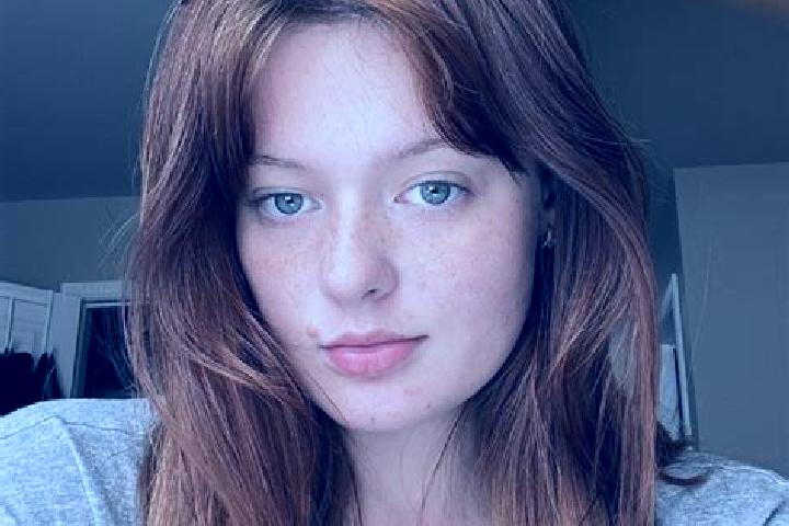 Emma, 20, a black grey-eyed caucasian companion based in Grajau. Offering Couples, Girlfriend Experience, A-Level. Available for incall and outcall, day and ...