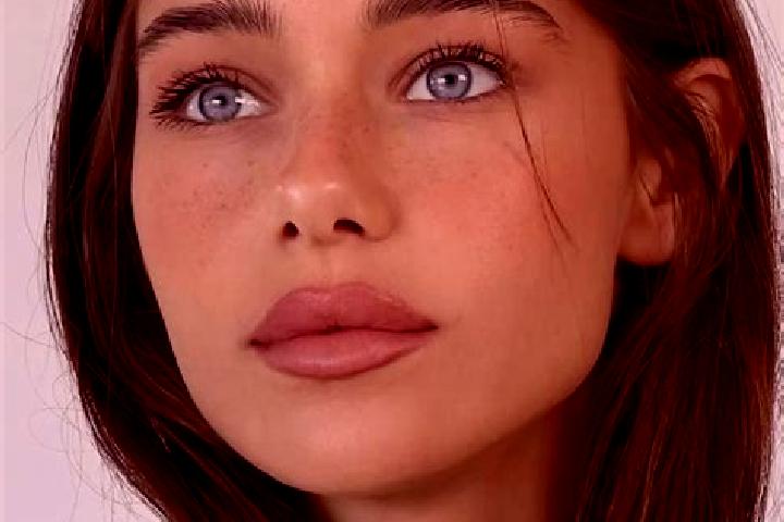 Emma, 20, a brunette blue-eyed caribbean companion based in Karpinsk. Offering Striptease, Travel Companion, Girlfriend Experience, 69, Erotic Massage. Avail...