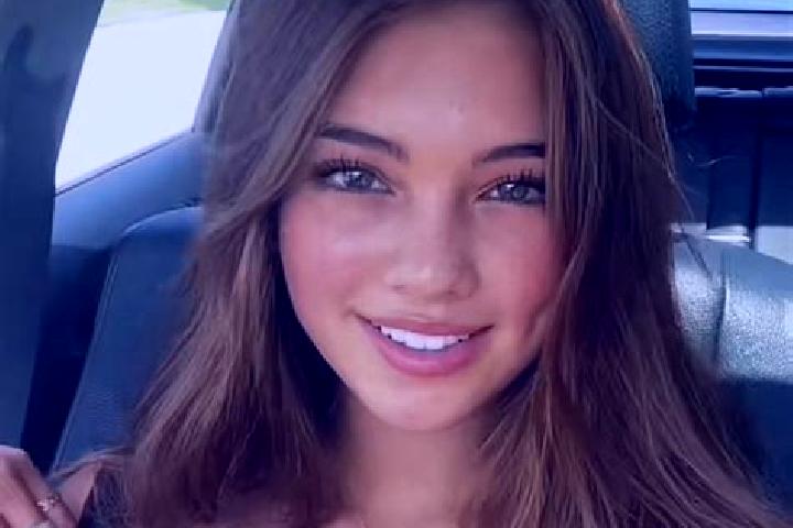 Emma, 20, a dark blonde brown-eyed middle eastern companion based in Macere. Offering Dinner Date, CIM, Tantra. Available for incall and outcall, overnight b...