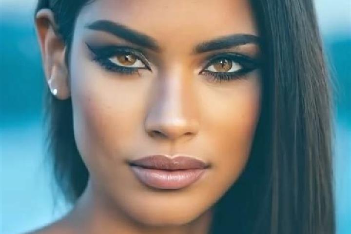 Emma, 20, a red grey-eyed latina companion based in Koktobe. Offering Girlfriend Experience, A-Level, Striptease. Available for incall and outcall, overnight...