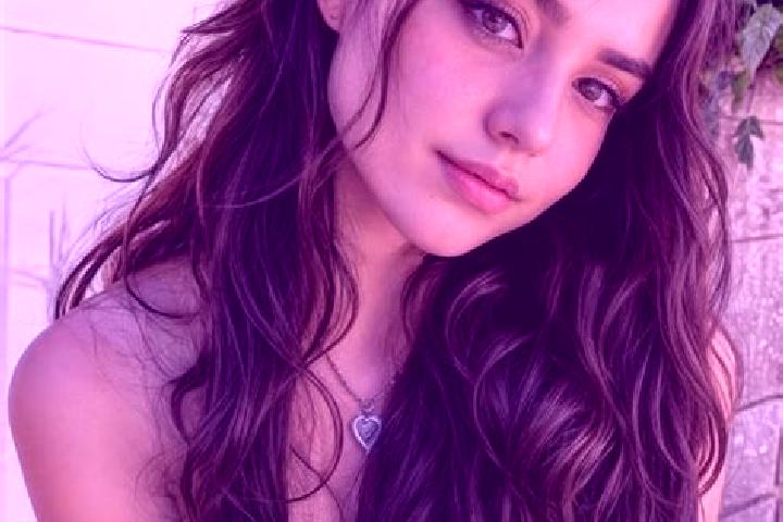 Emma, 20, a red hazel-eyed asian companion based in Querocotillo. Offering OWO, Girlfriend Experience, Overnight. Available for incall and outcall, day and e...