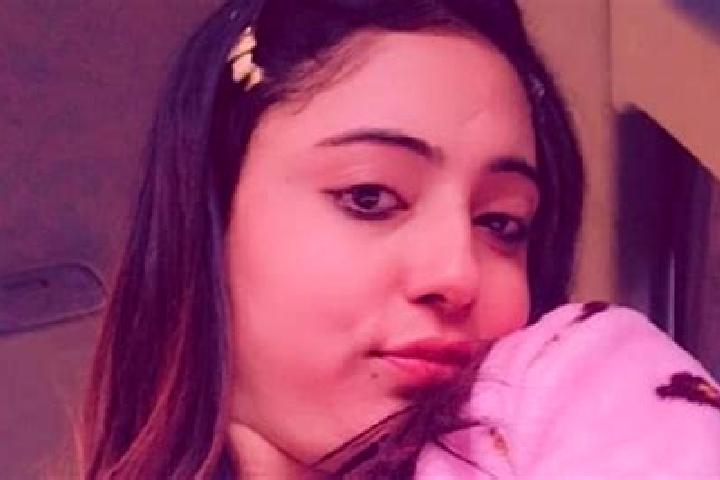 Emma, 20 — Escort in Kharkhauda, India
