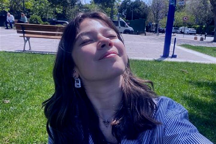 Emma, 20 — Escort in Pazarlar, Turkey