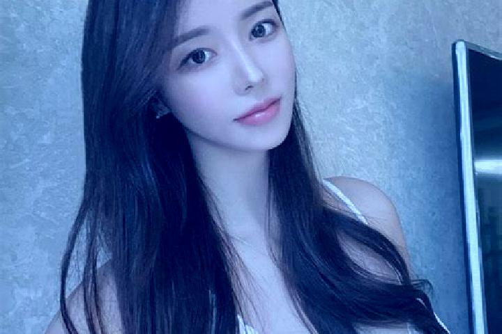 Emma, 20 — Escort in Tongchuanshi, China