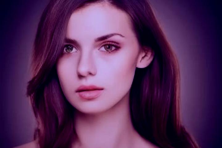 Emma, 21, a auburn amber-eyed caribbean companion based in Heroldsberg. Offering Deep French Kissing, CIM, GFE, Striptease, Overnight. Available for incall a...