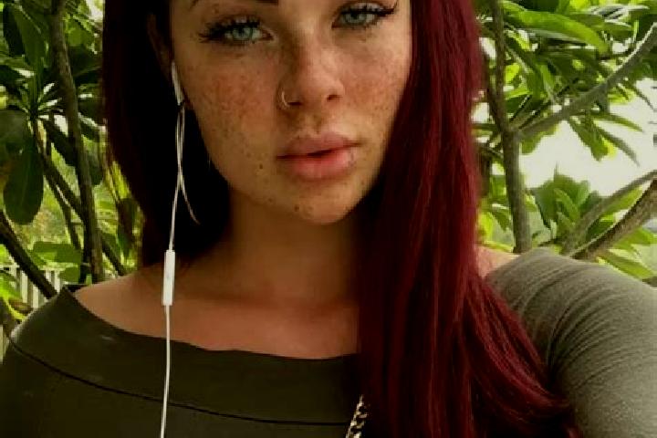 Emma, 21, a brunette amber-eyed asian companion based in Torre le Nocelle. Offering A-Level, Party Girl. Available for incall and outcall, overnight bookings...
