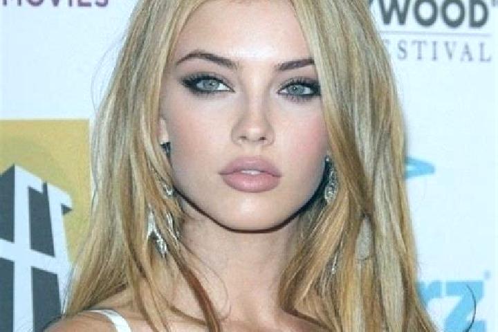 Emma, 21, a dark blonde hazel-eyed slavic companion based in Chatillon-en-Vendelais. Offering CIM, Roleplay, Striptease, Travel Companion. Available for inca...