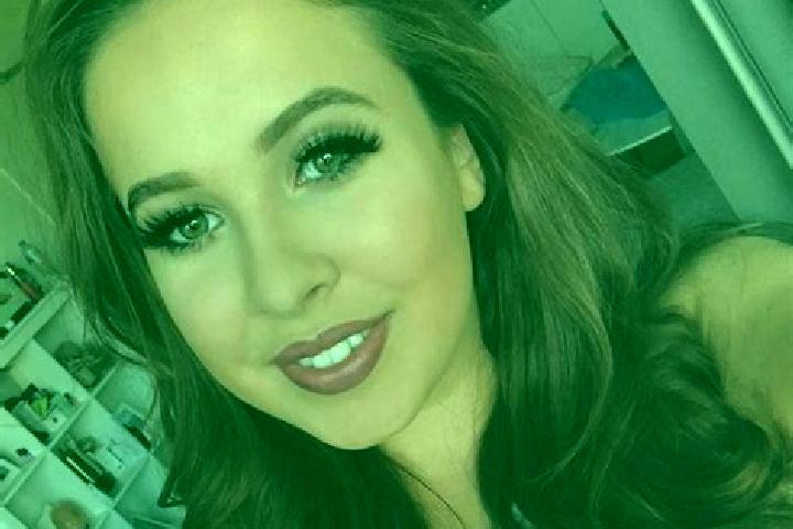 Emma, 21, a red grey-eyed middle eastern companion based in Pennypack. Offering OWO, A-Level, Striptease, Massage. Available for incall and outcall, day and ...