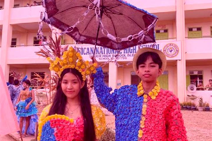 Emma, 21 — Escort in Mabini, Philippines