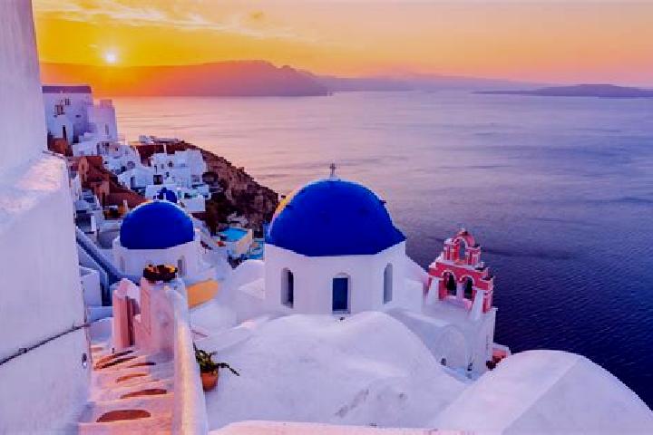 Emma, 21 — Escort in Peristasi, Greece