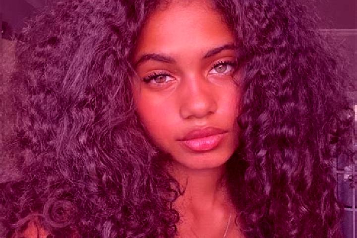 Emma, 22, a black blue-eyed ebony companion based in Kandhla. Offering CIM, Party Girl, Dinner Date. Available for incall and outcall, day and evening dates.